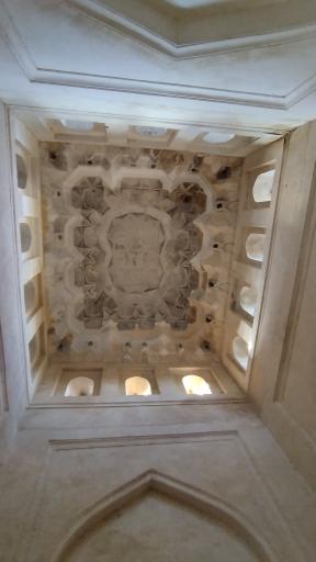 عکس بنای هارونیه