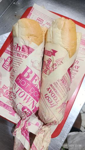 عکس پیتزا ساندویچ و مرغ بریان یک وقت خوش 