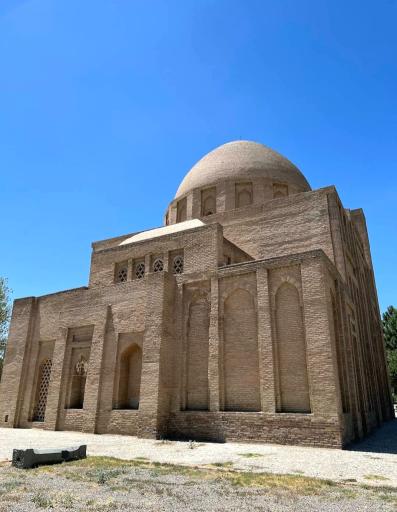 عکس بنای هارونیه