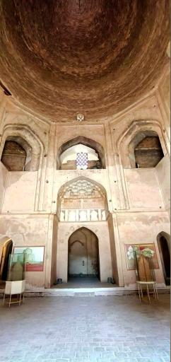 عکس بنای هارونیه