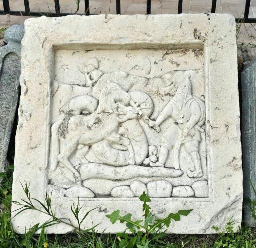 عکس بنای هارونیه