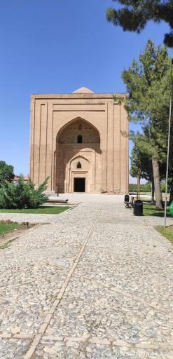 عکس بنای هارونیه