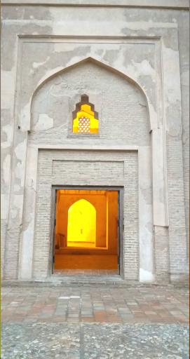 عکس بنای هارونیه