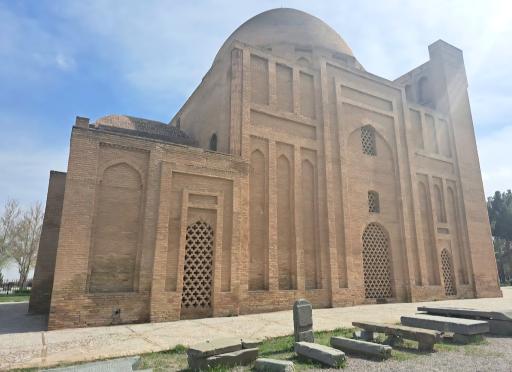 عکس بنای هارونیه