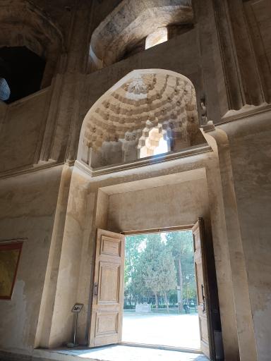 عکس بنای هارونیه