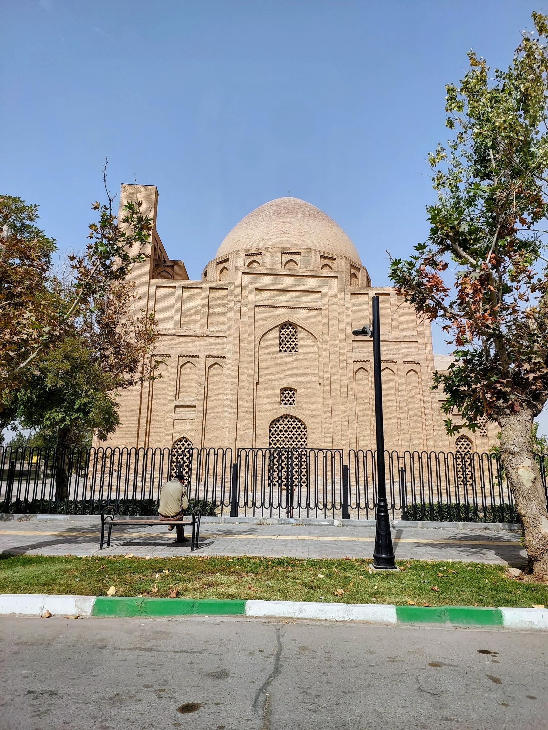 عکس بنای هارونیه