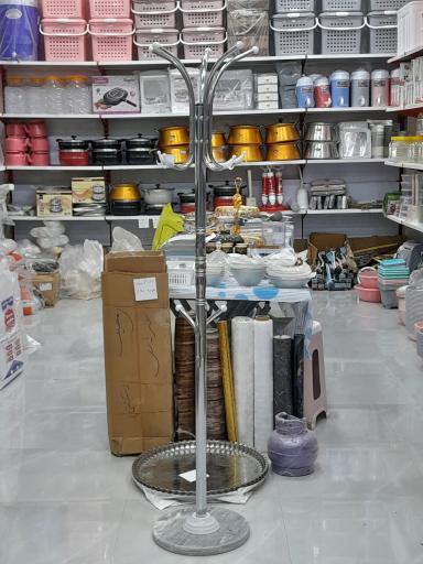 عکس فروشگاه ظروف یکبارمصرف شهریارپلاست