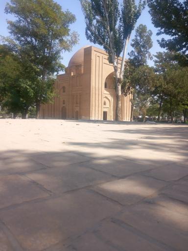 عکس بنای هارونیه