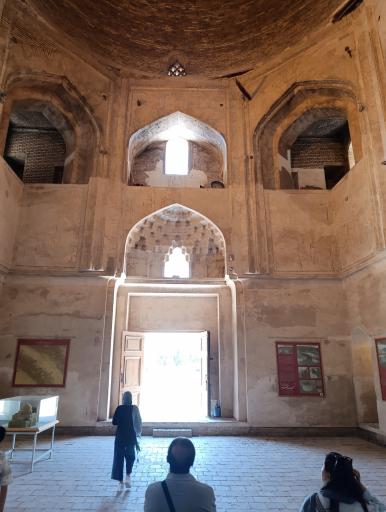 عکس بنای هارونیه