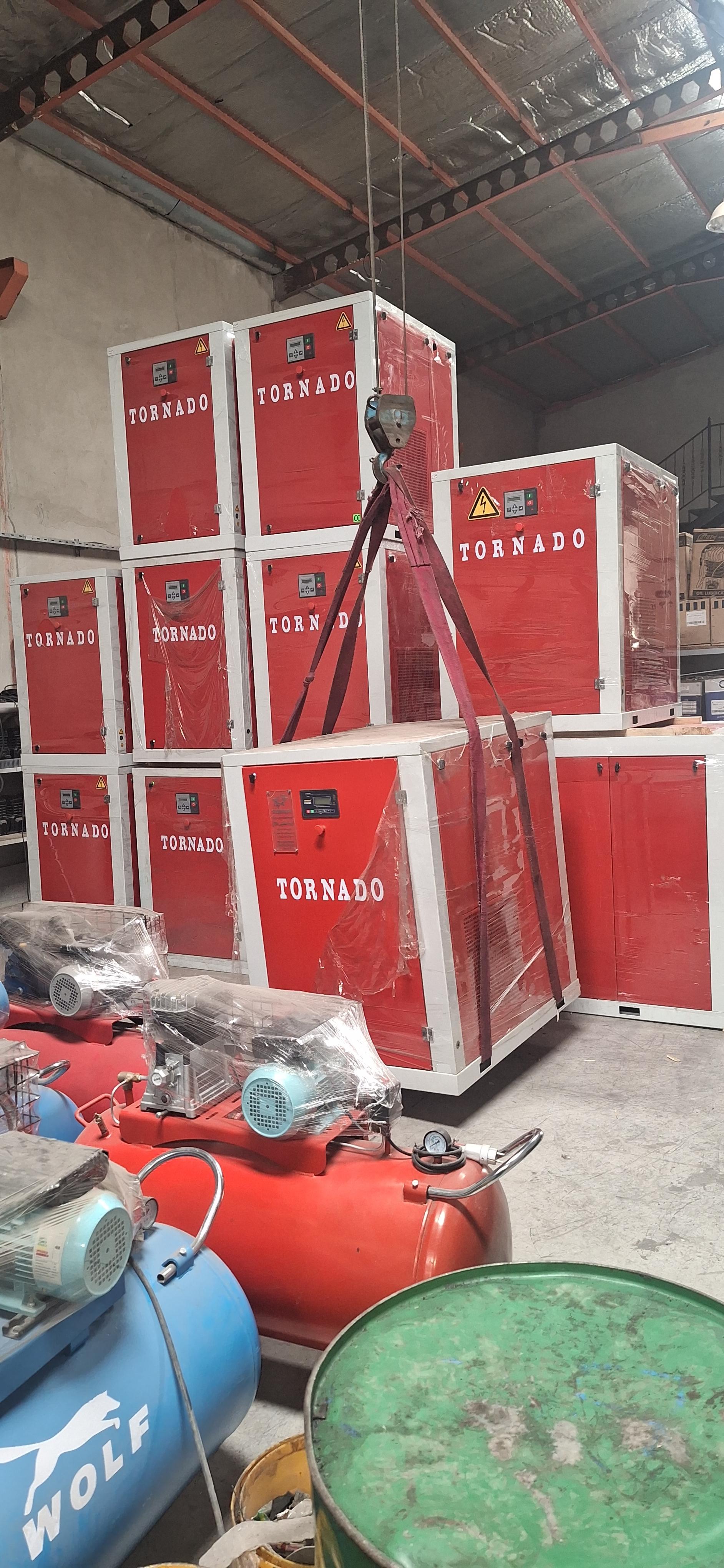 عکس کمپرسور صنعتی متالر 