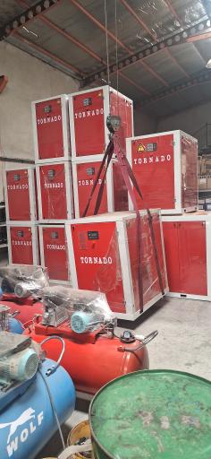 عکس کمپرسور صنعتی متالر 