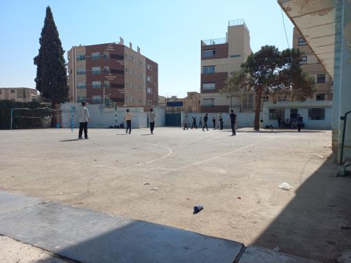 عکس دبیرستان پسرانه فیض