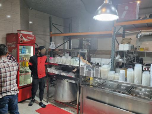 عکس خونگی فود شادان شعبه نواب