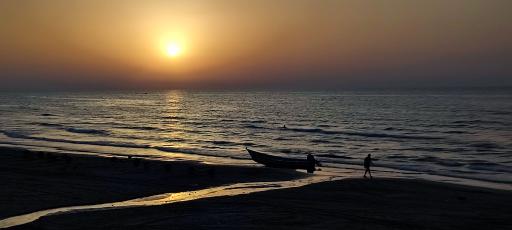 ساحل محمود آباد جا نشیمن 