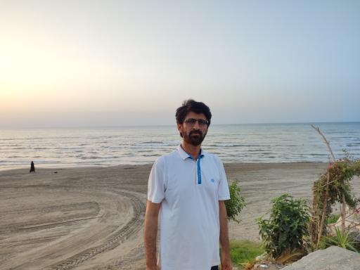 ساحل محمود آباد جا نشیمن 