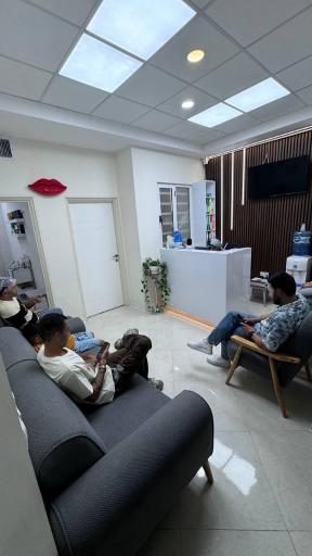 عکس کلینیک زیبایی لامور 