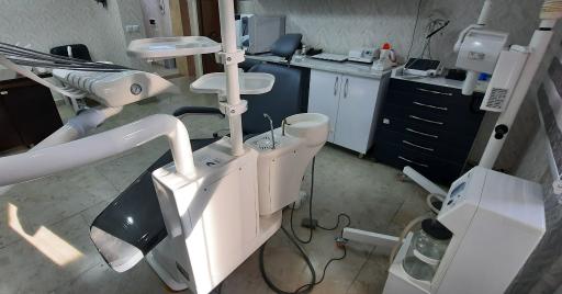 عکس دندانپزشکی دکتربرگ ریز