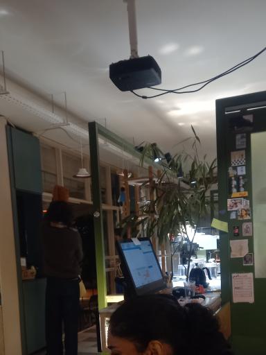 عکس کافه رود