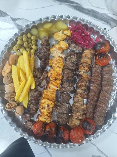 عکس کافه رستوران وی آی پی
