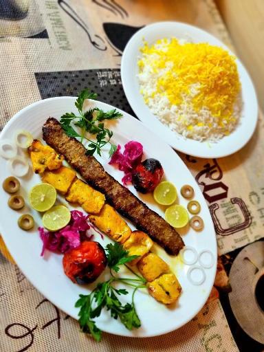 عکس کافه رستوران پاتوق