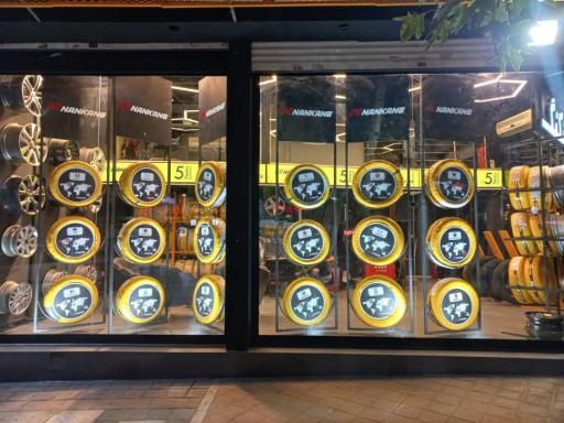 فروش لاستیک و خدمات تعویض و بالانس لاستیک (نانکن تایوان)