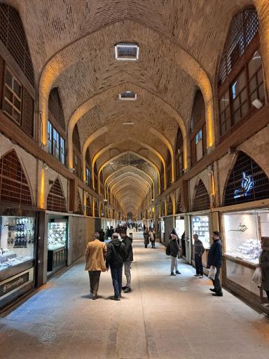 عکس بازار هنر