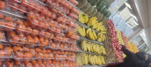 عکس بازار میوه و تره بار نصر