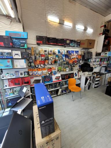 عکس ورنارایان (کلیک رایانه سابق)