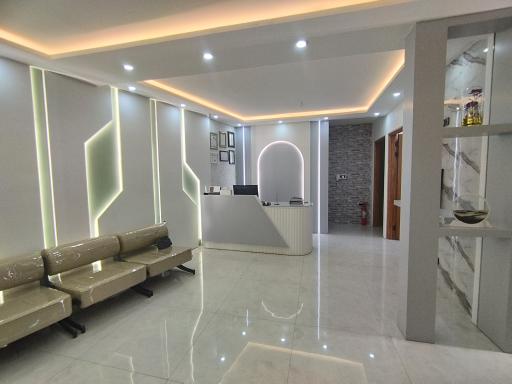 دندانپزشکی دکتر سمانه صادق احمدی