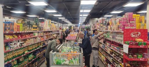 عکس بازار میوه و تره بار نصر