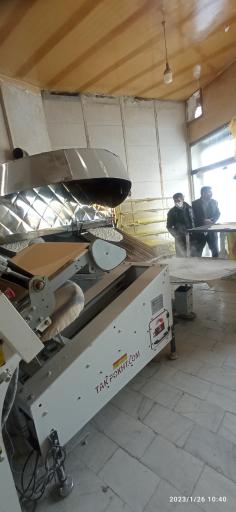 عکس نانوایی لواشی زهره‌وند