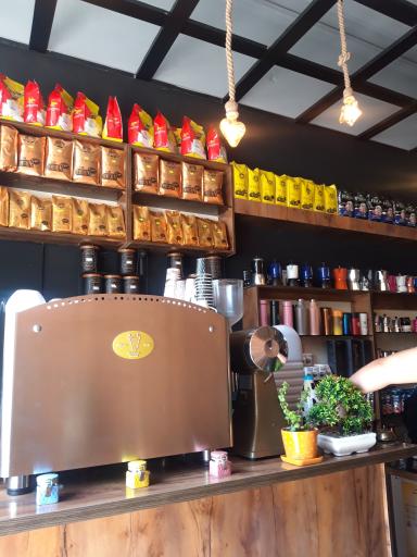 عکس کافه دژاوو