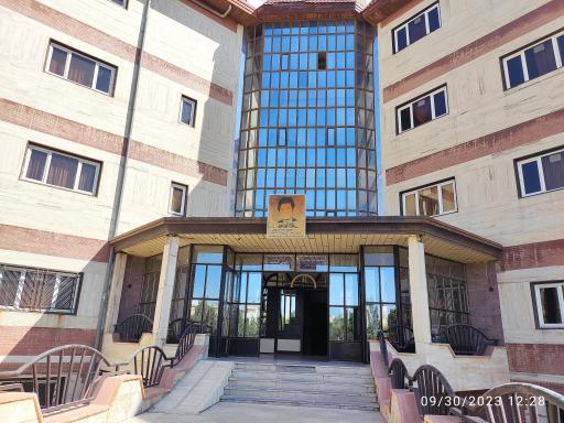 عکس دانشکده فنی و مهندسی (ساختمان مهندس شهید باکری)