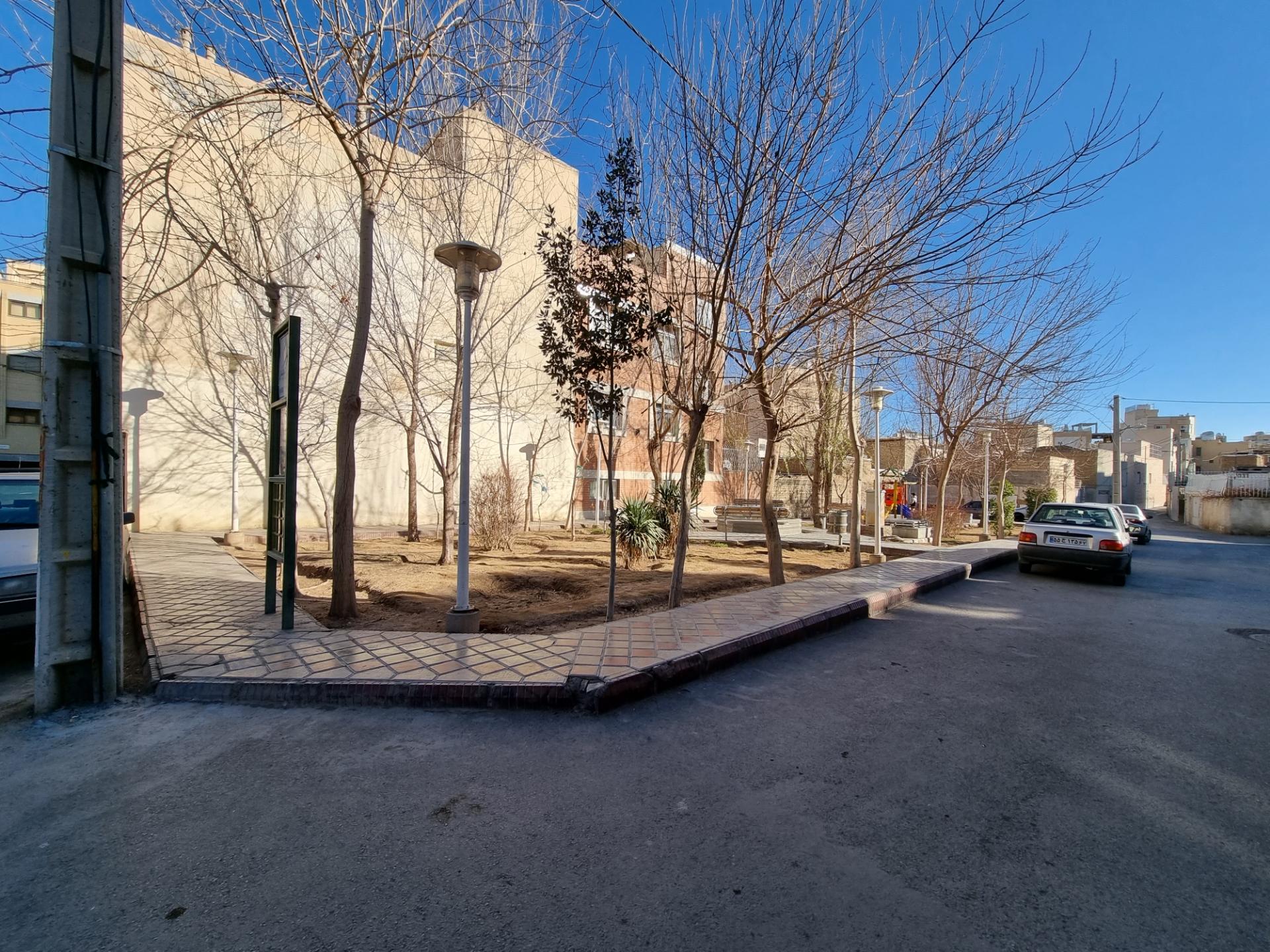 عکس بوستان شهیدان تحویلیان