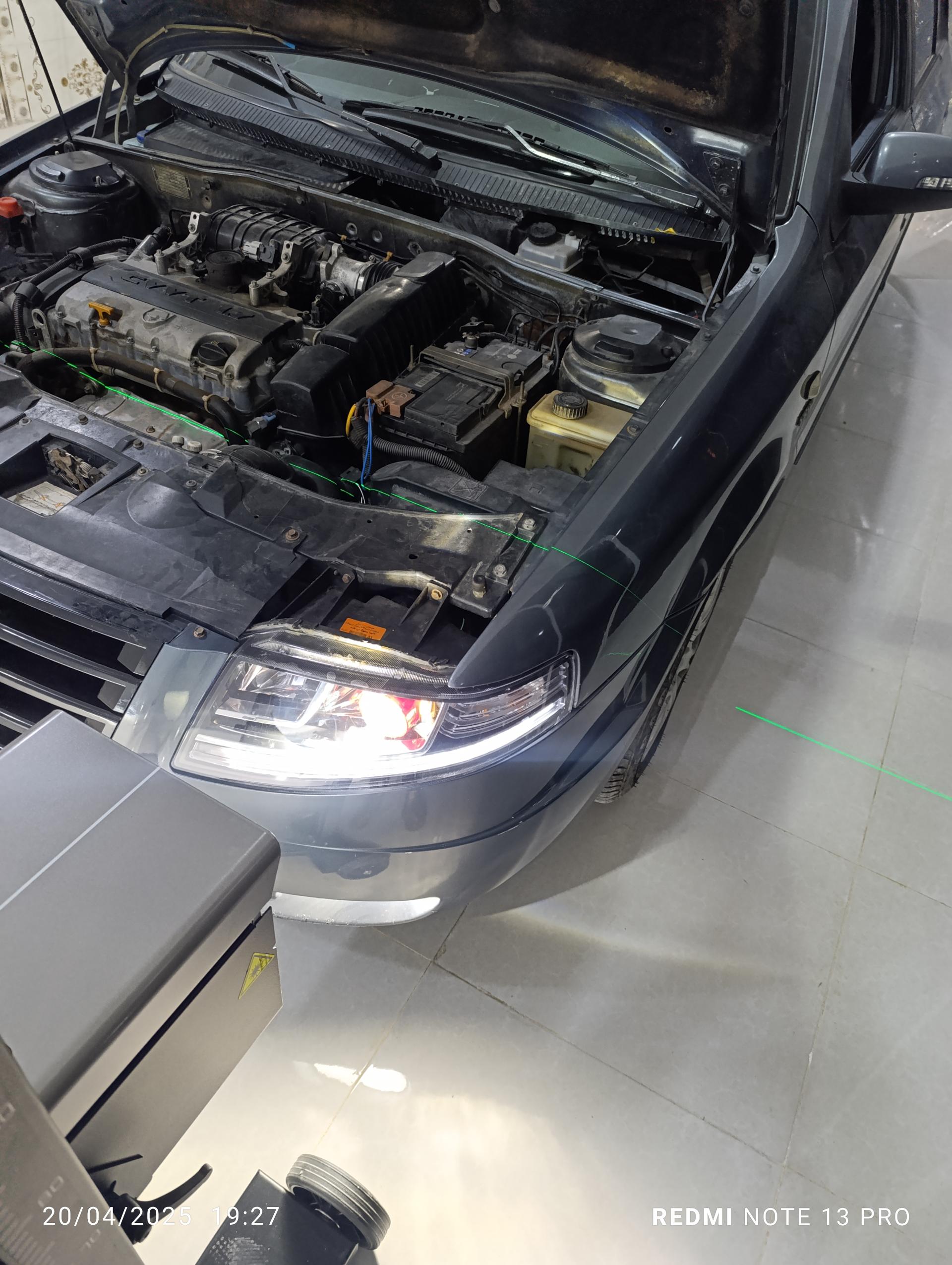 عکس تنظیم نور دیجیتالی 