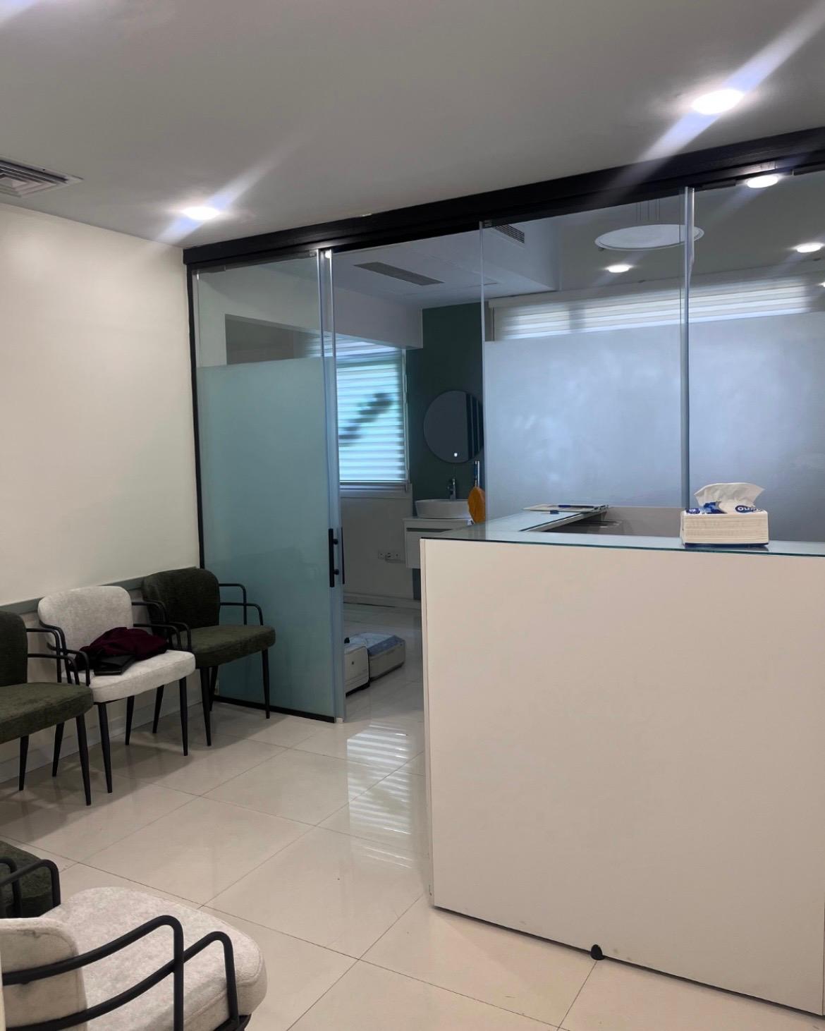 عکس دندانپزشکی دکتر رضا بابائی