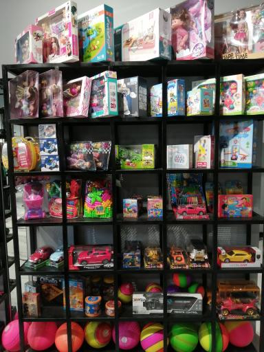 عکس فروشگاه پوشاک 1969