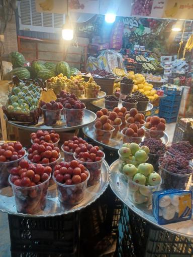 میوه و سبزیجات پدر سالار 