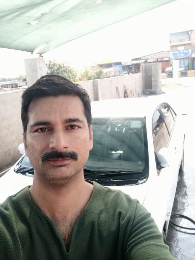 عکس کارواش دشتی زاده
