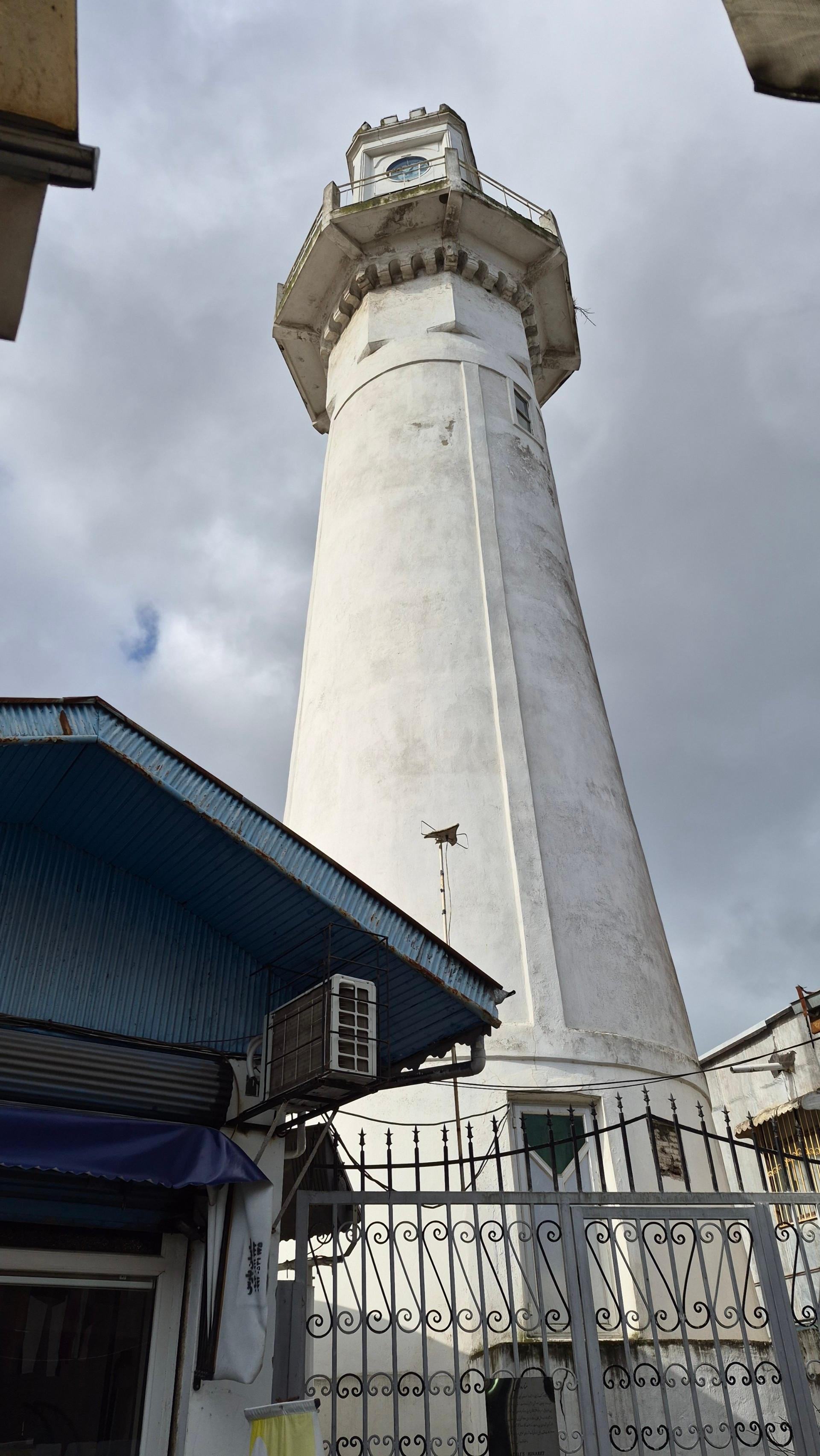 عکس برج ساعت و مناره انزلی