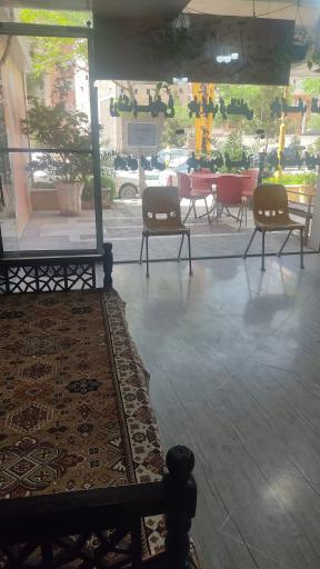 عکس تهیه غذای نخل طلایی