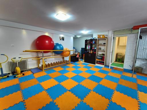 عکس کلینیک توانبخشی رشد