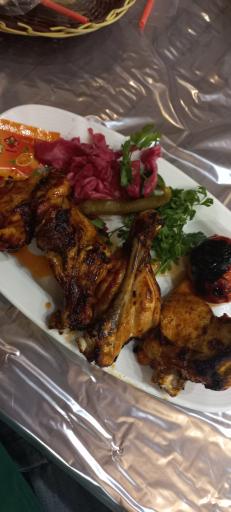 عکس رستوران آبگینه