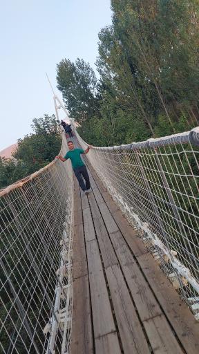 عکس پل معلق چوبی