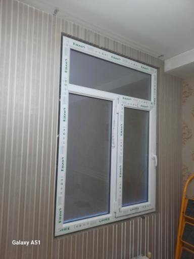 عکس پنجره دوجداره و توری پلیسه آکو وین