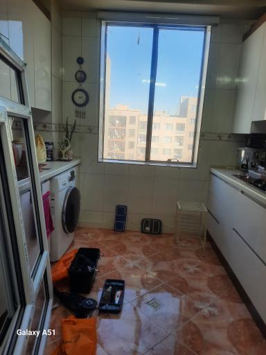 عکس پنجره دوجداره و توری پلیسه آکو وین