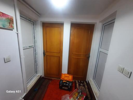 عکس پنجره دوجداره و توری پلیسه آکو وین