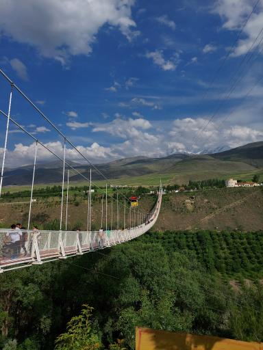 عکس پل معلق چوبی