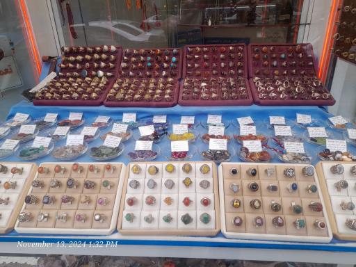 عکس نقره و نگین فروشی ستوده