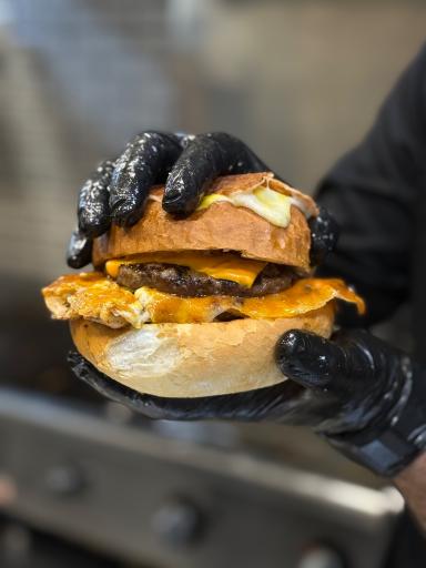 عکس برگر سجاد 